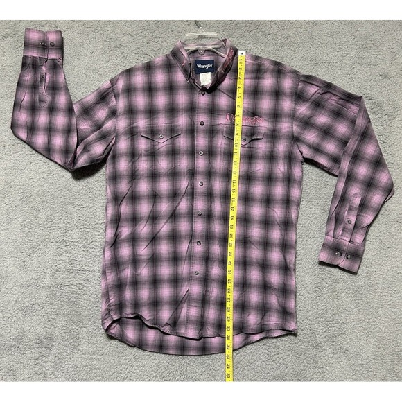 Wrangler Shirt Womens L Pink Breast Cancer Awareness Button Down‎ Embroidered - Picture 9 of 13